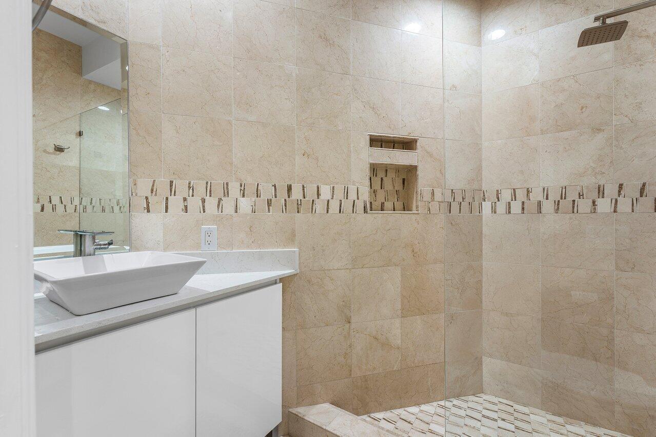 ST ANDREWS COUNTRY CLUB - Residential