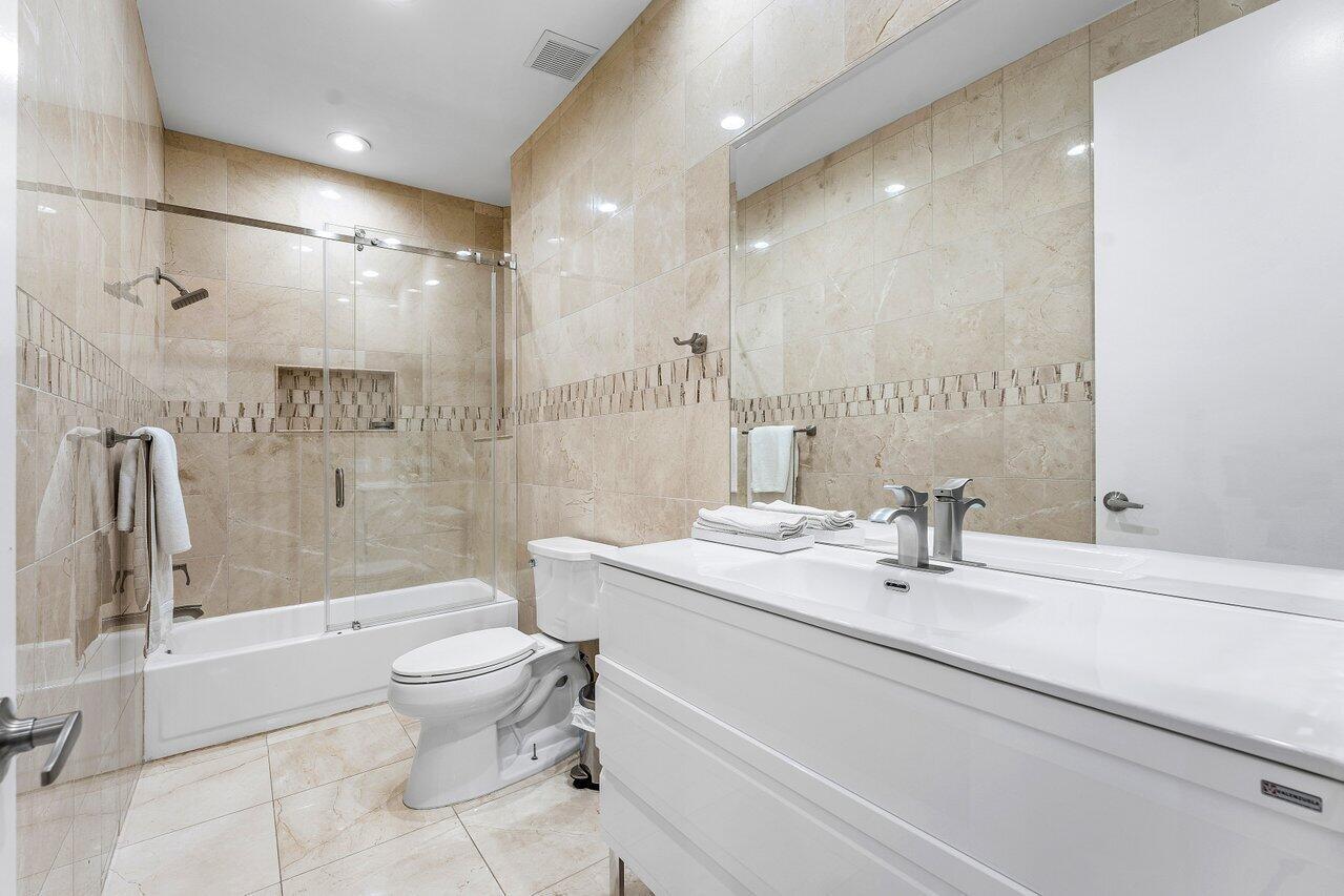 ST ANDREWS COUNTRY CLUB - Residential