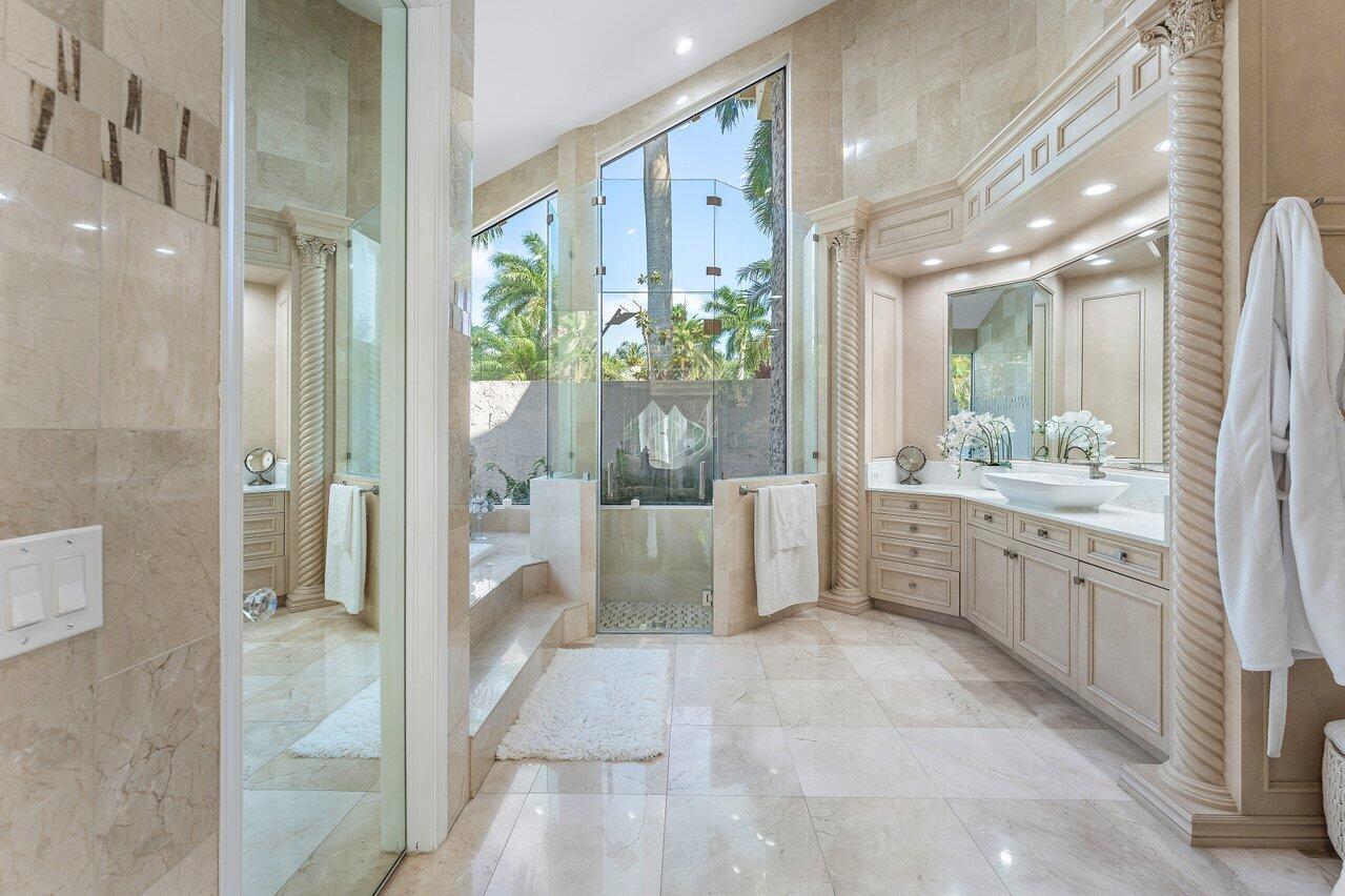 ST ANDREWS COUNTRY CLUB - Residential