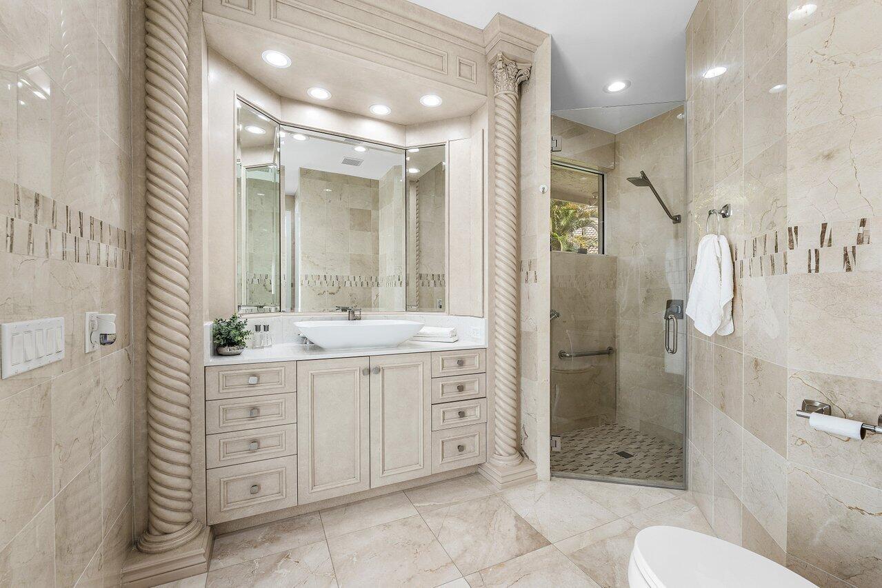 ST ANDREWS COUNTRY CLUB - Residential