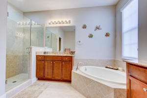 PALOMA - Residential Lease