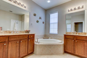 PALOMA - Residential Lease