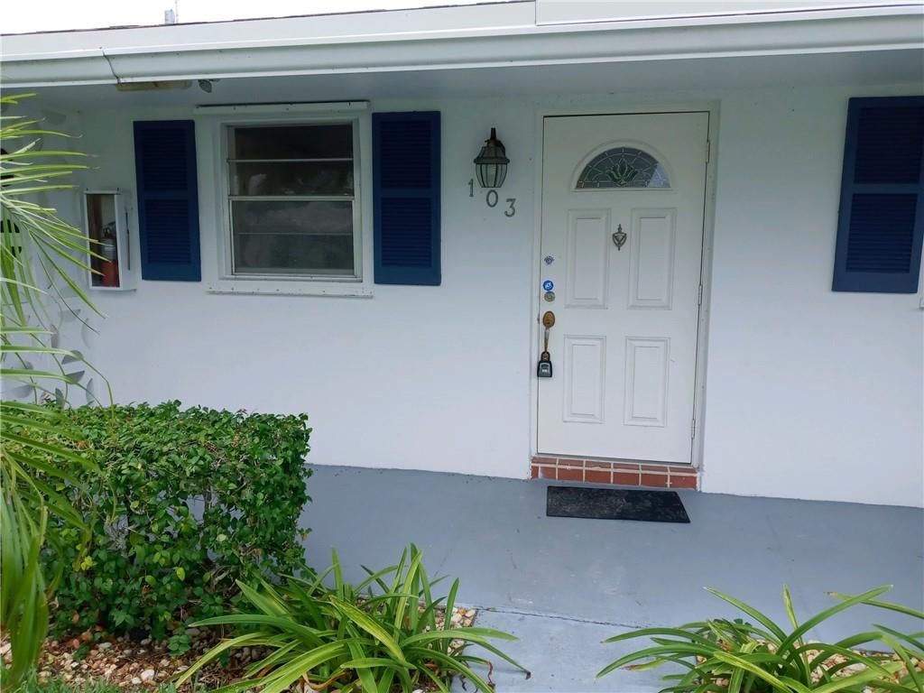 Photo of 2017 SW Golf Ln #103, Boynton Beach, FL 33426 (MLS # F10290142)