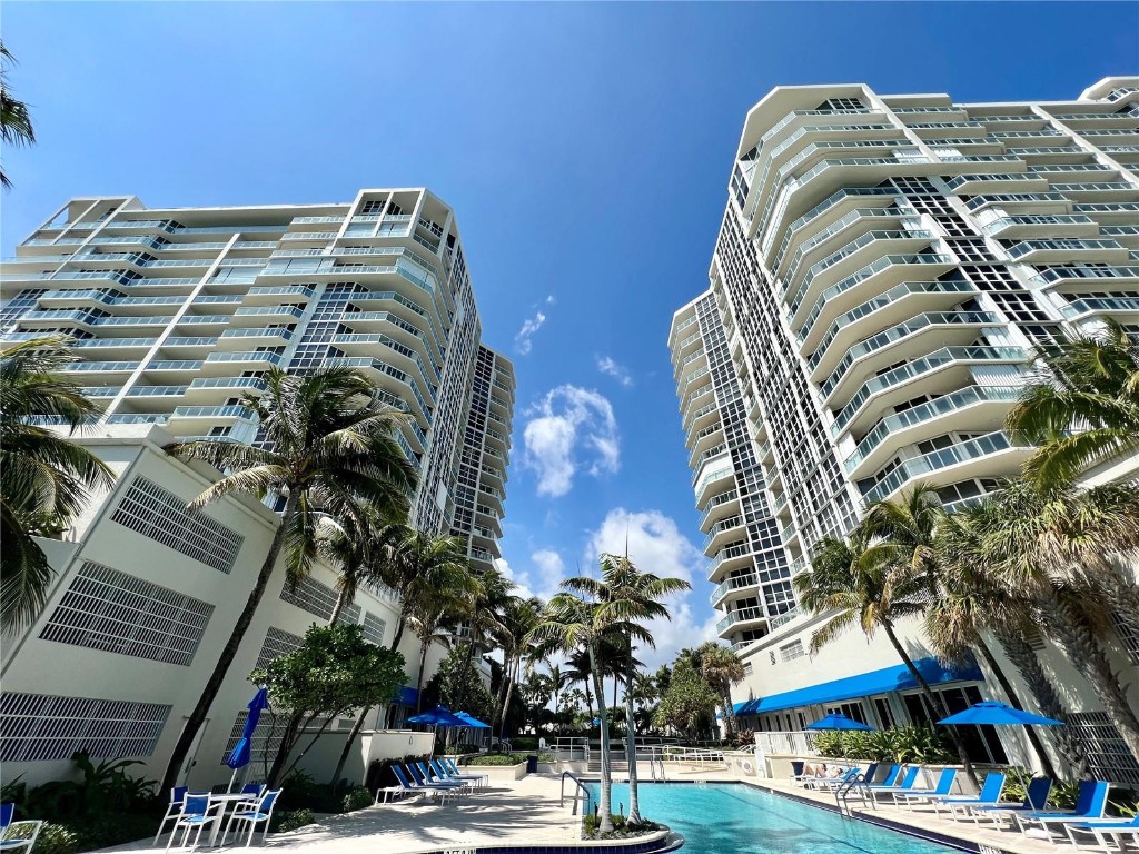 RENAISSANCE ON THE OCEAN - Residential Lease