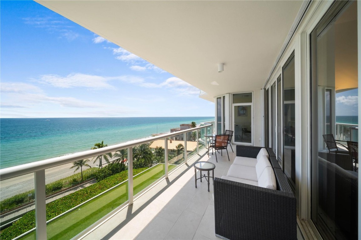 RENAISSANCE ON THE OCEAN - Residential Lease