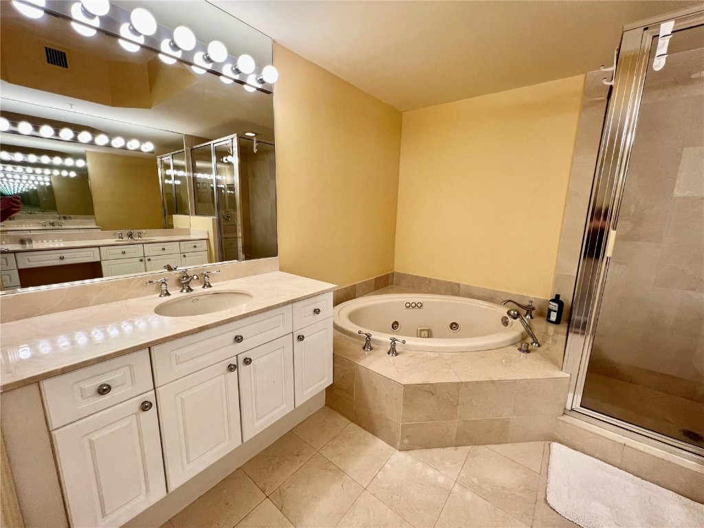 RENAISSANCE ON THE OCEAN - Residential Lease