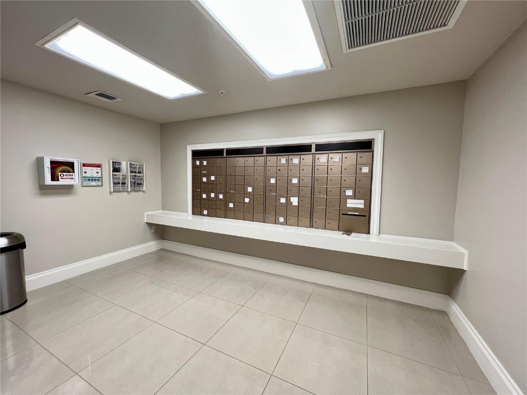 RENAISSANCE ON THE OCEAN - Residential Lease