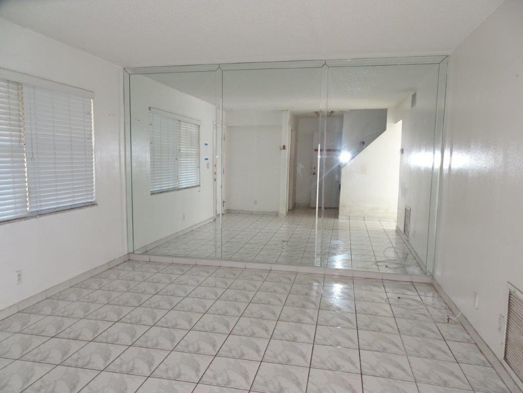 La Placida Condo - Residential