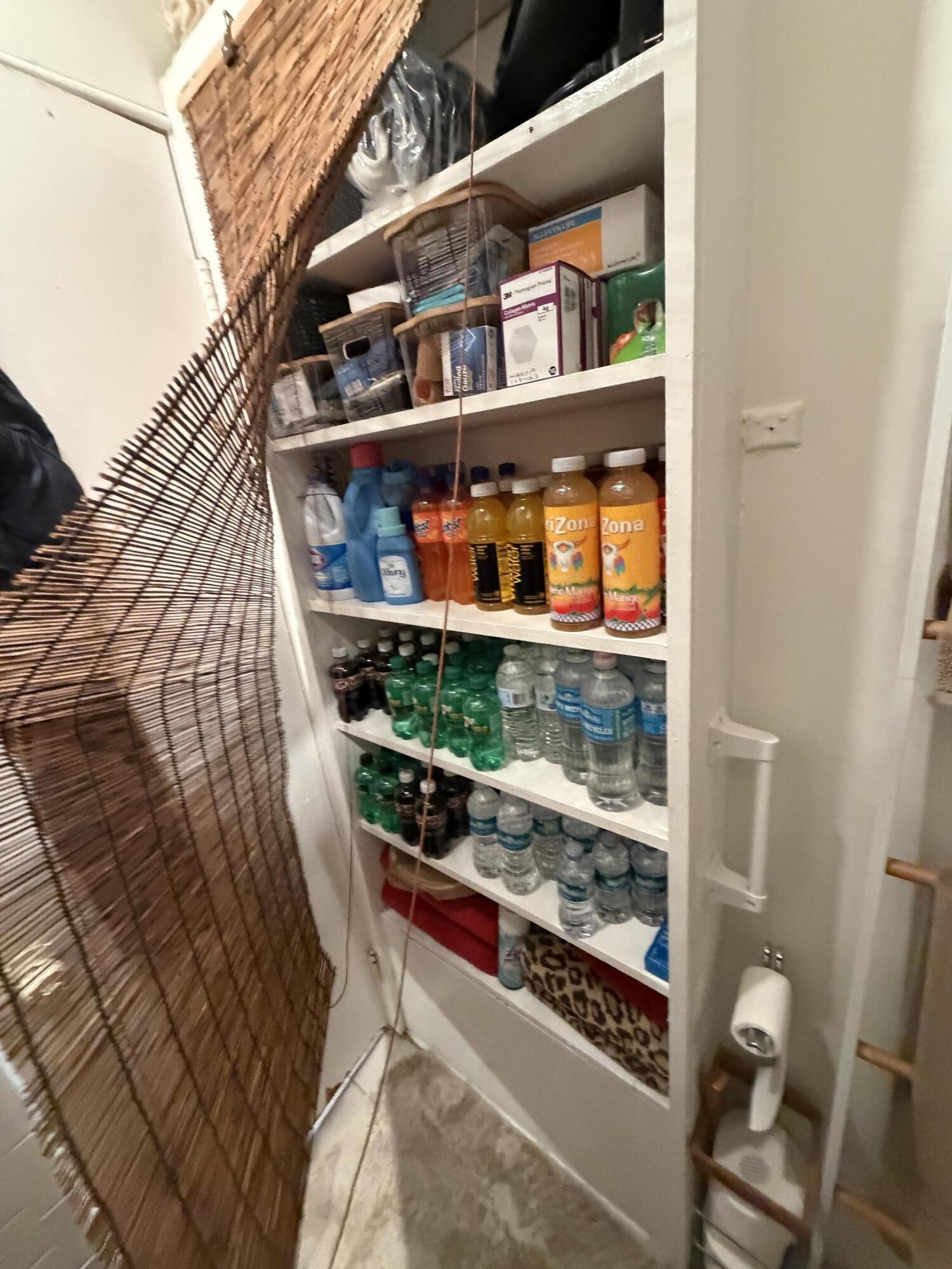 LAUDERDALE PARK 6-33 1/2 - Residential Income