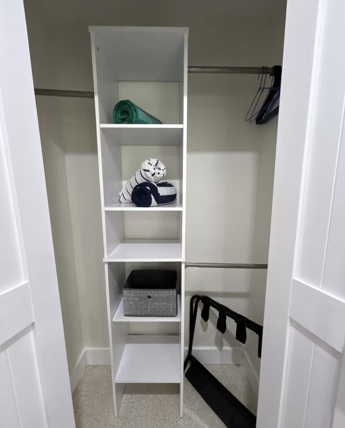 LAUDERDALE PARK 6-33 1/2 - Residential Income