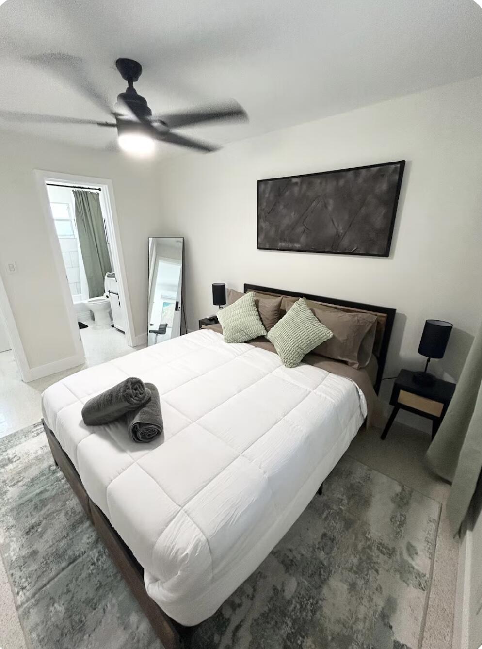 LAUDERDALE PARK 6-33 1/2 - Residential Income