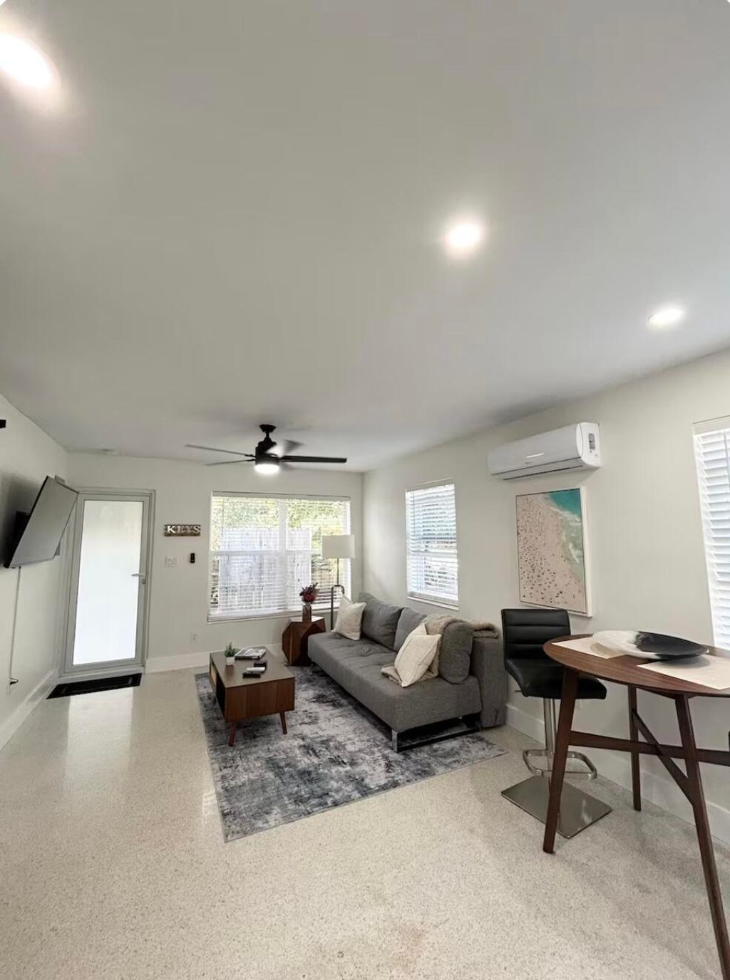 Photo of 1516 N Dixie Highway #1-2, Fort Lauderdale, FL 33304 (MLS # B26007188)