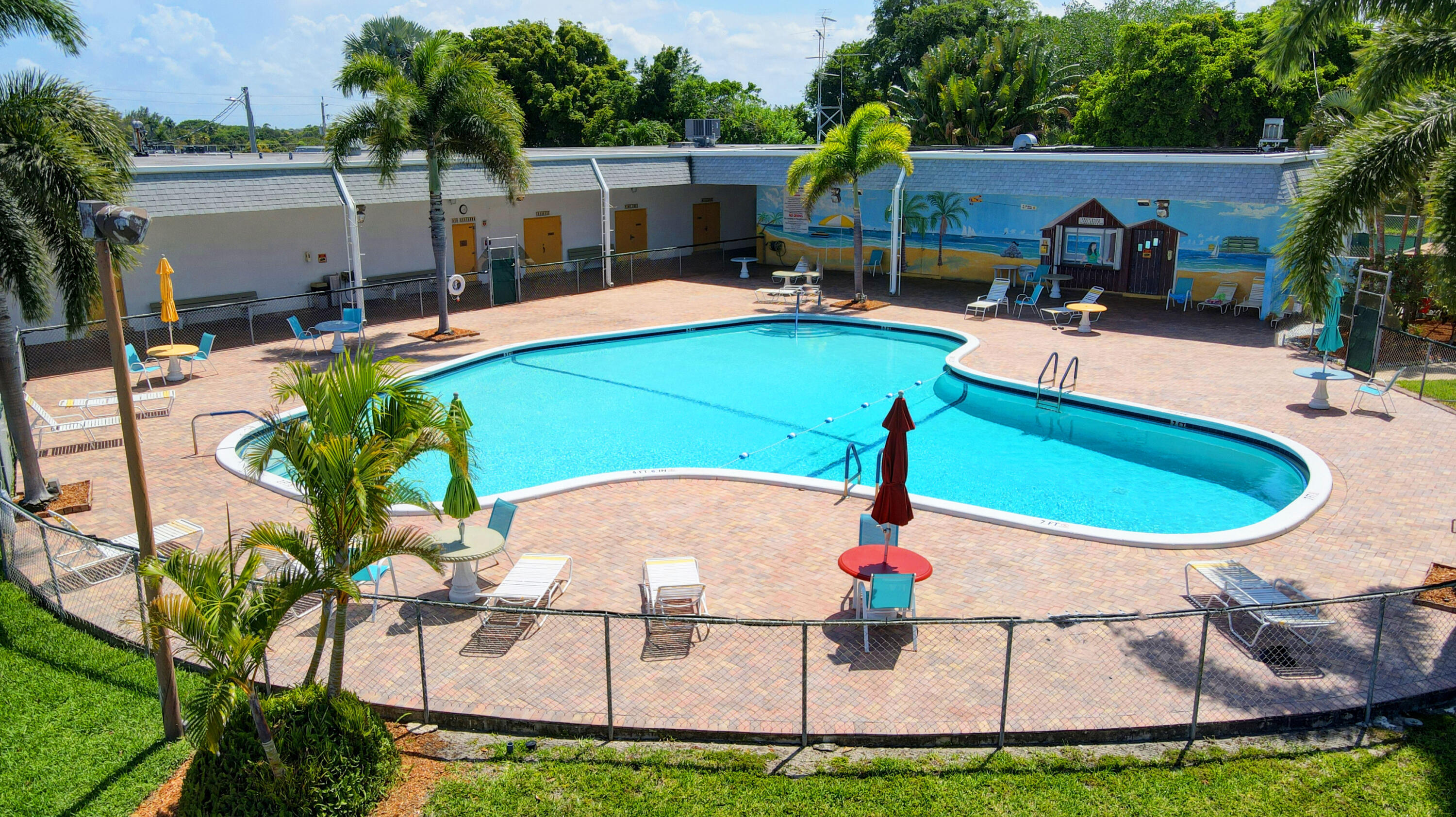 MURRY HILLS APT BLDG CONDO - Residential