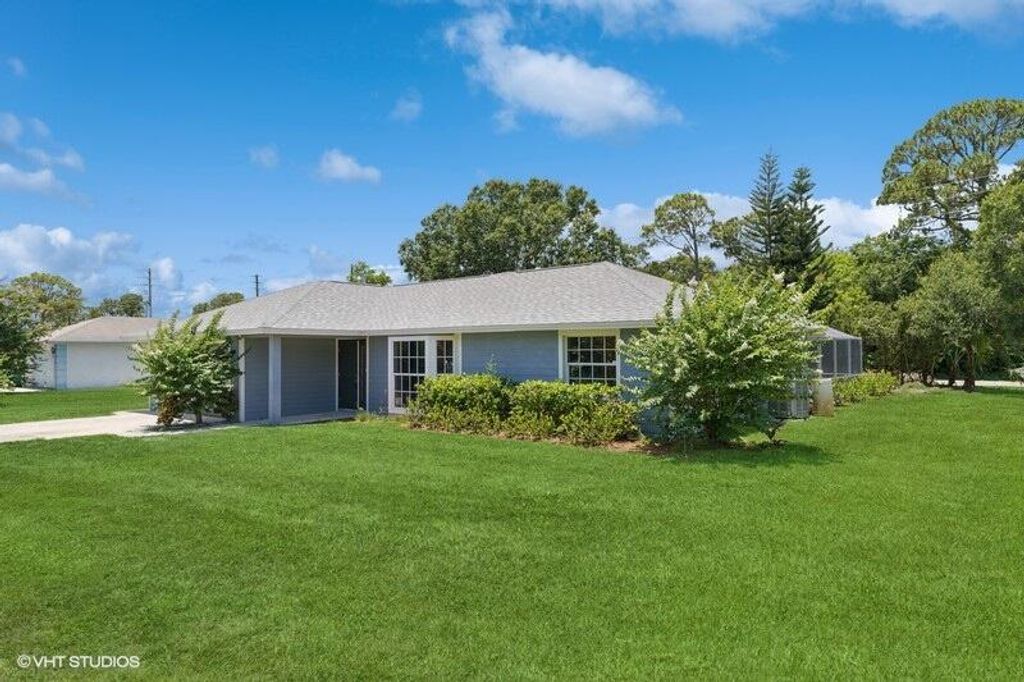 Photo of 2205 Jo Haywood Drive, Fort Pierce, FL 34946 (MLS # R11100142)
