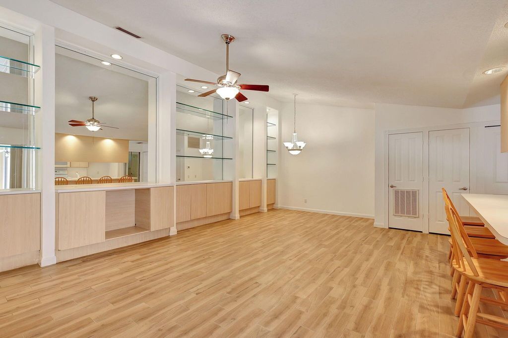 Photo of 4503 Lakemont Court, Palm Beach Gardens, FL 33403 (MLS # R10994905)