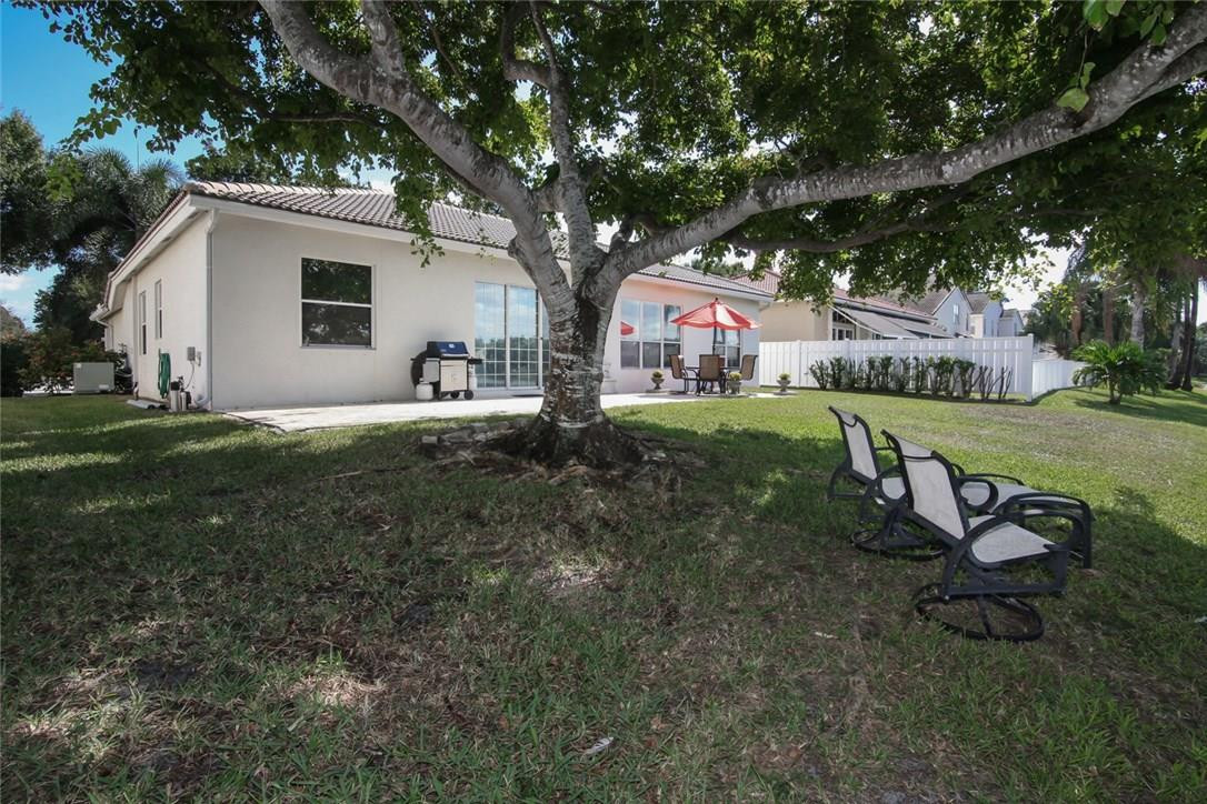 Banyan Oakridge 157-44 B - Residential