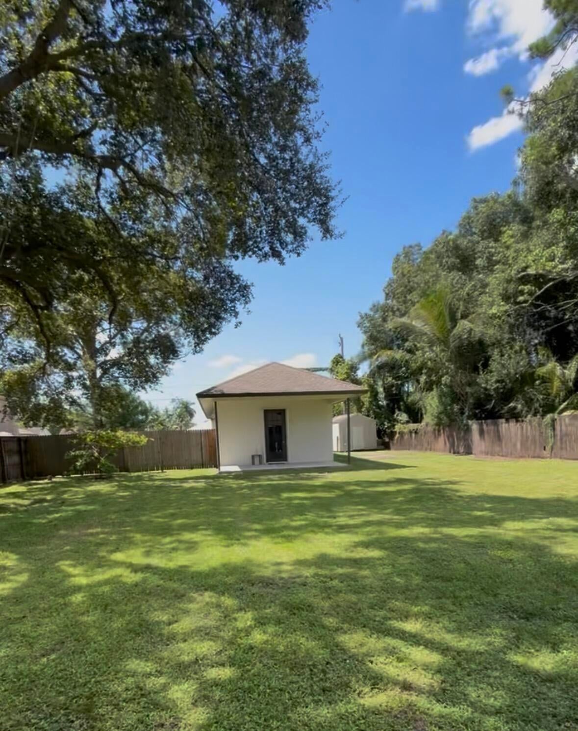 5139 1st Road
