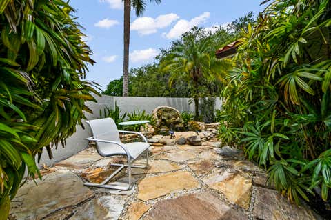 Tiny photo for 13067 Doubletree Circle, Wellington, FL 33414 (MLS # B26048439)