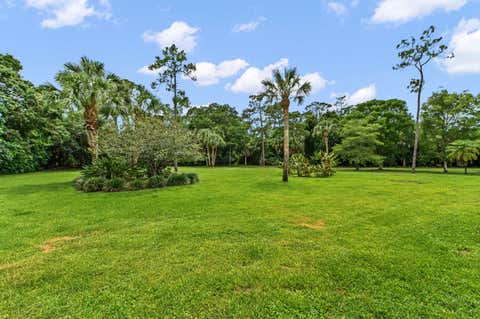 Tiny photo for 13067 Doubletree Circle, Wellington, FL 33414 (MLS # B26048439)