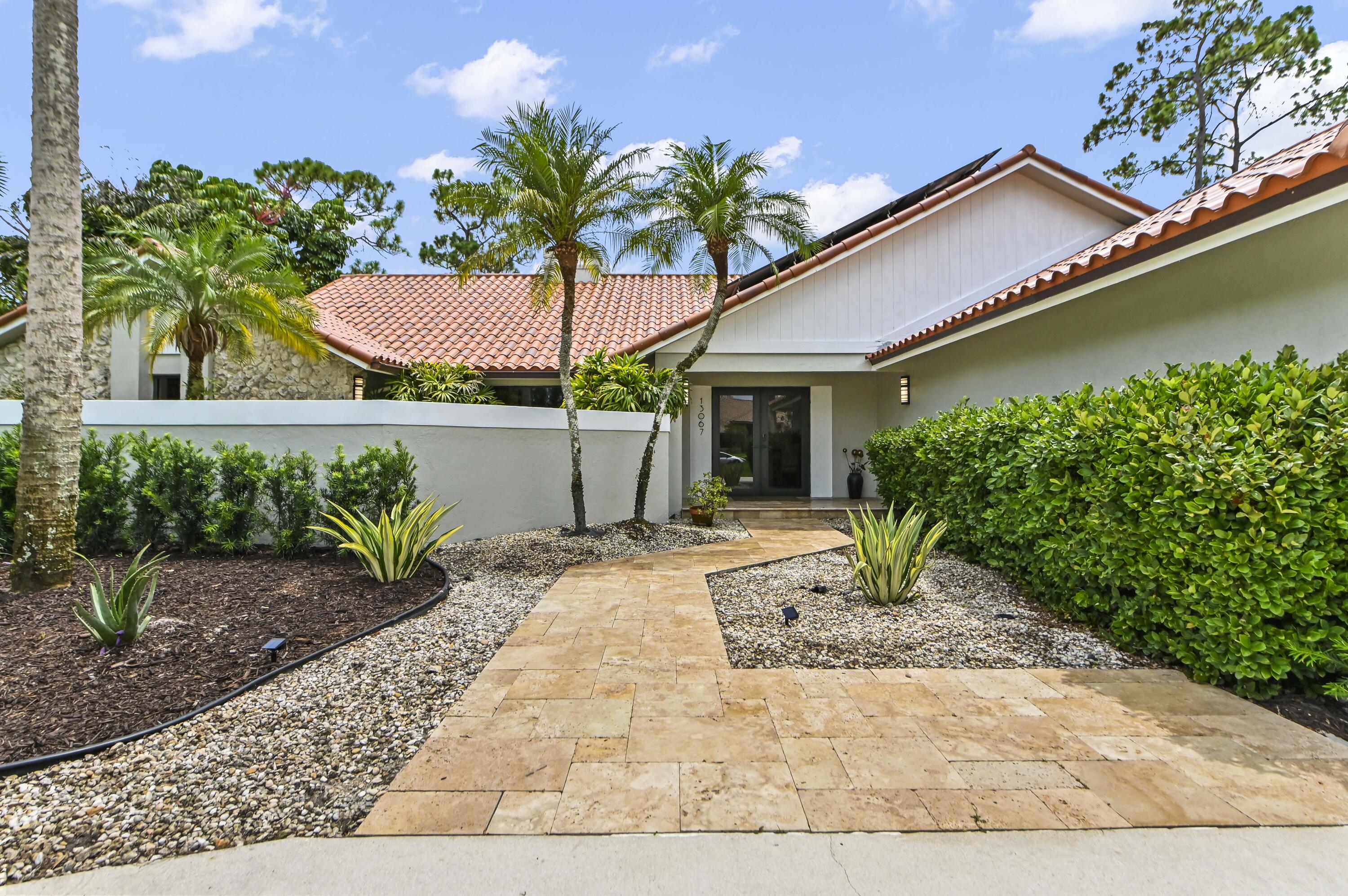 13067 Doubletree Circle