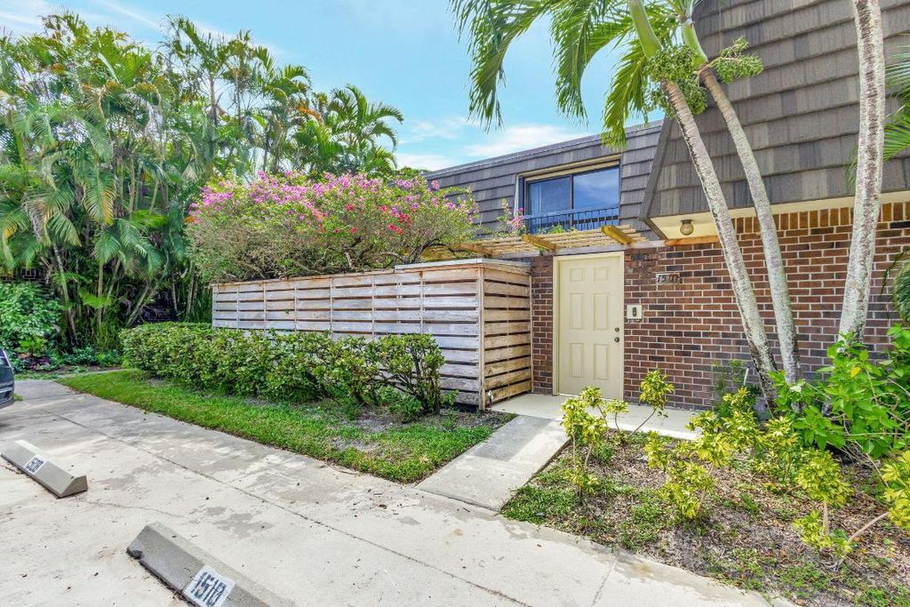 Photo of 1510 15th Terrace, Palm Beach Gardens, FL 33418 (MLS # R11026495)