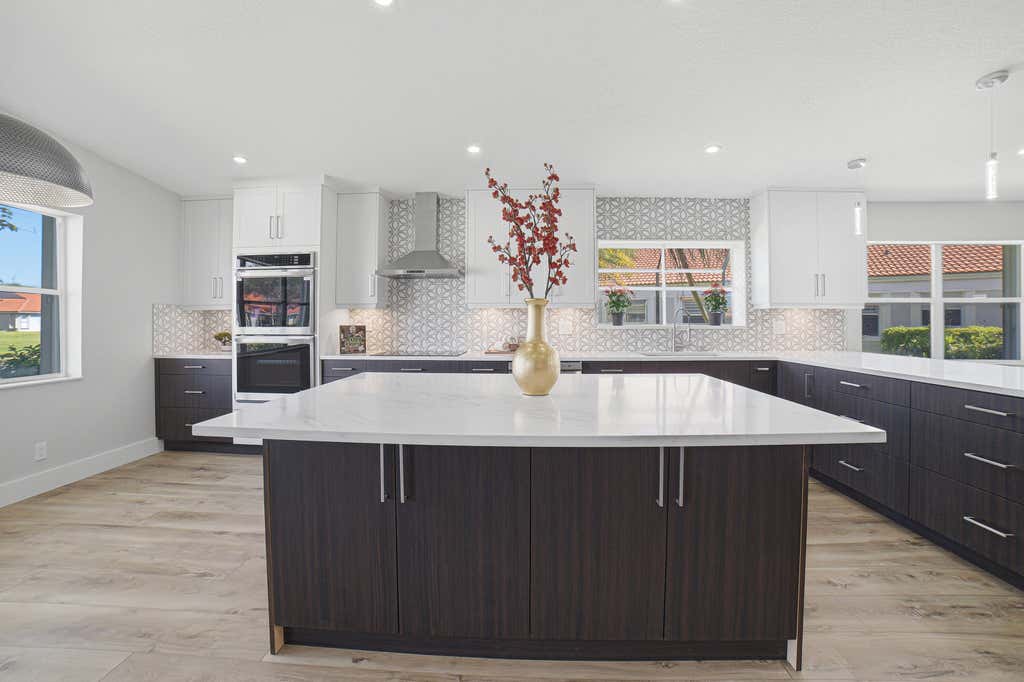 Photo of 15305 SUMMER LAKE Drive, Delray Beach, FL 33446 (MLS # B26065843)