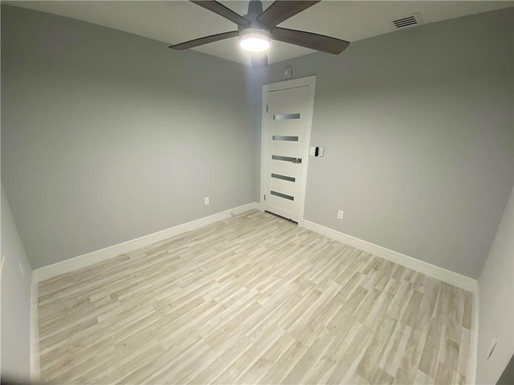 NORWOOD 39-21 B - Residential