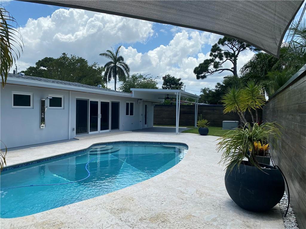 NORWOOD 39-21 B - Residential