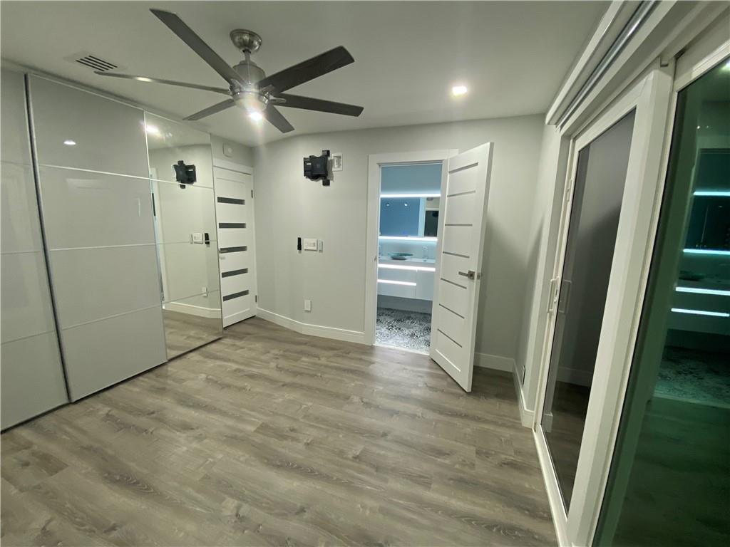 NORWOOD 39-21 B - Residential