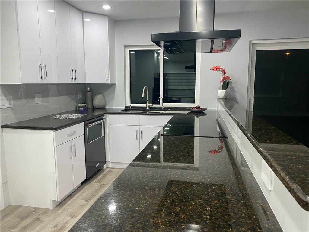 NORWOOD 39-21 B - Residential