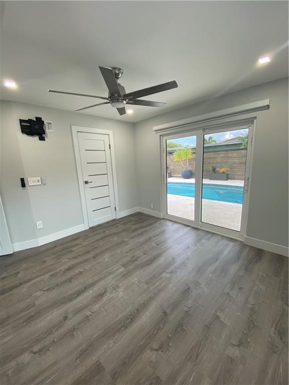 NORWOOD 39-21 B - Residential