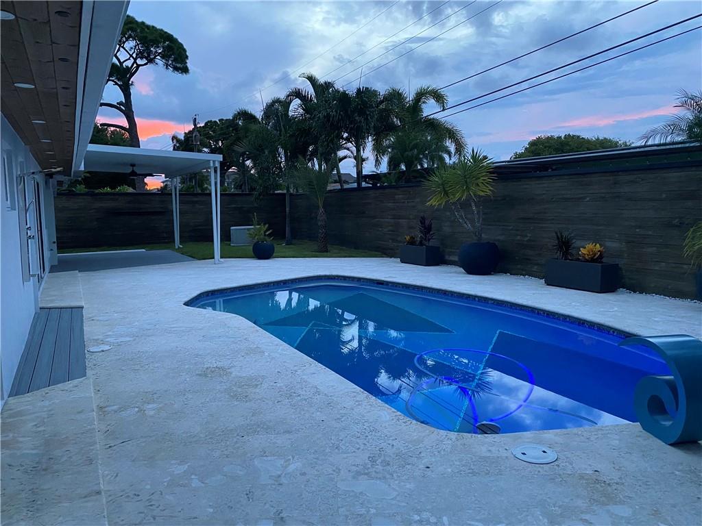 NORWOOD 39-21 B - Residential