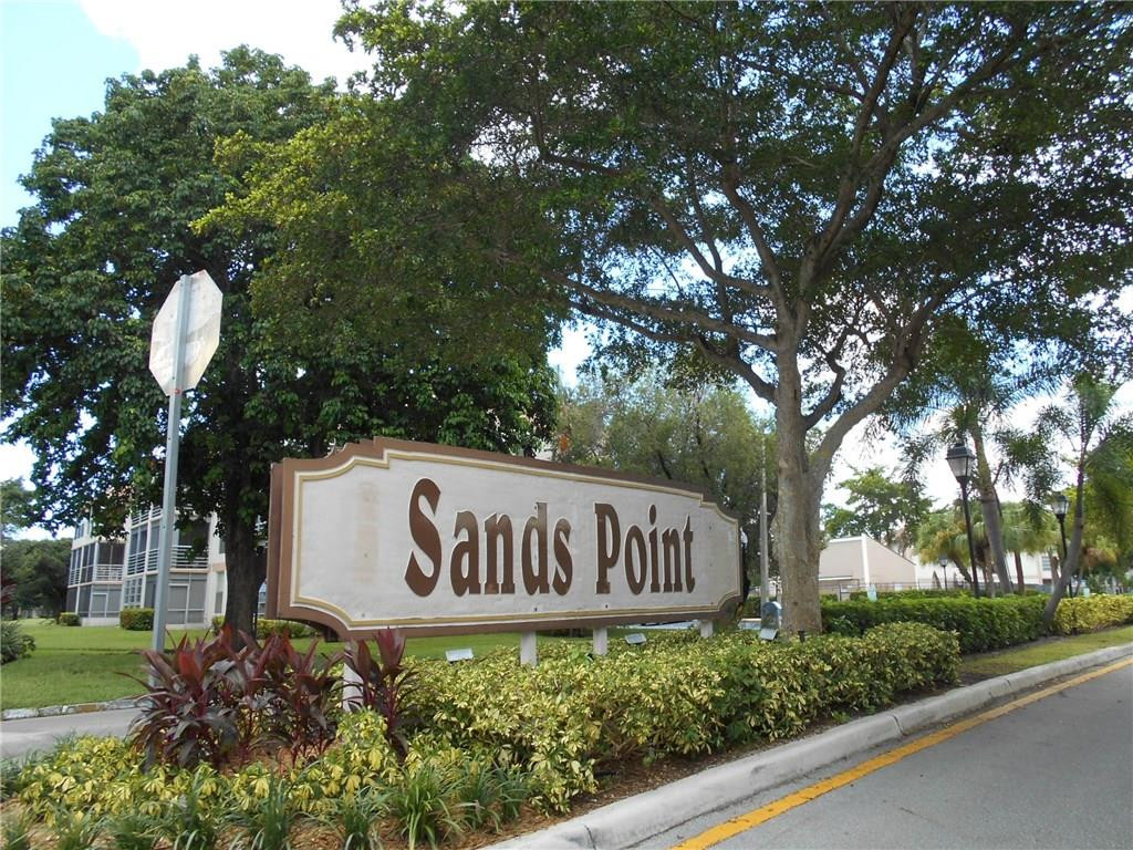 SANDS POINT - Residential