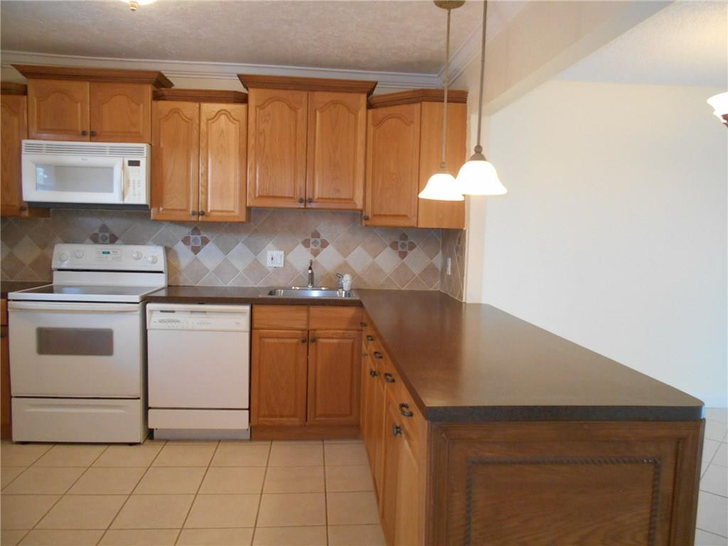 SANDS POINT - Residential