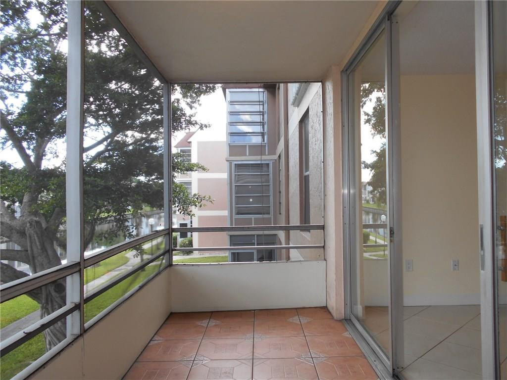 SANDS POINT - Residential