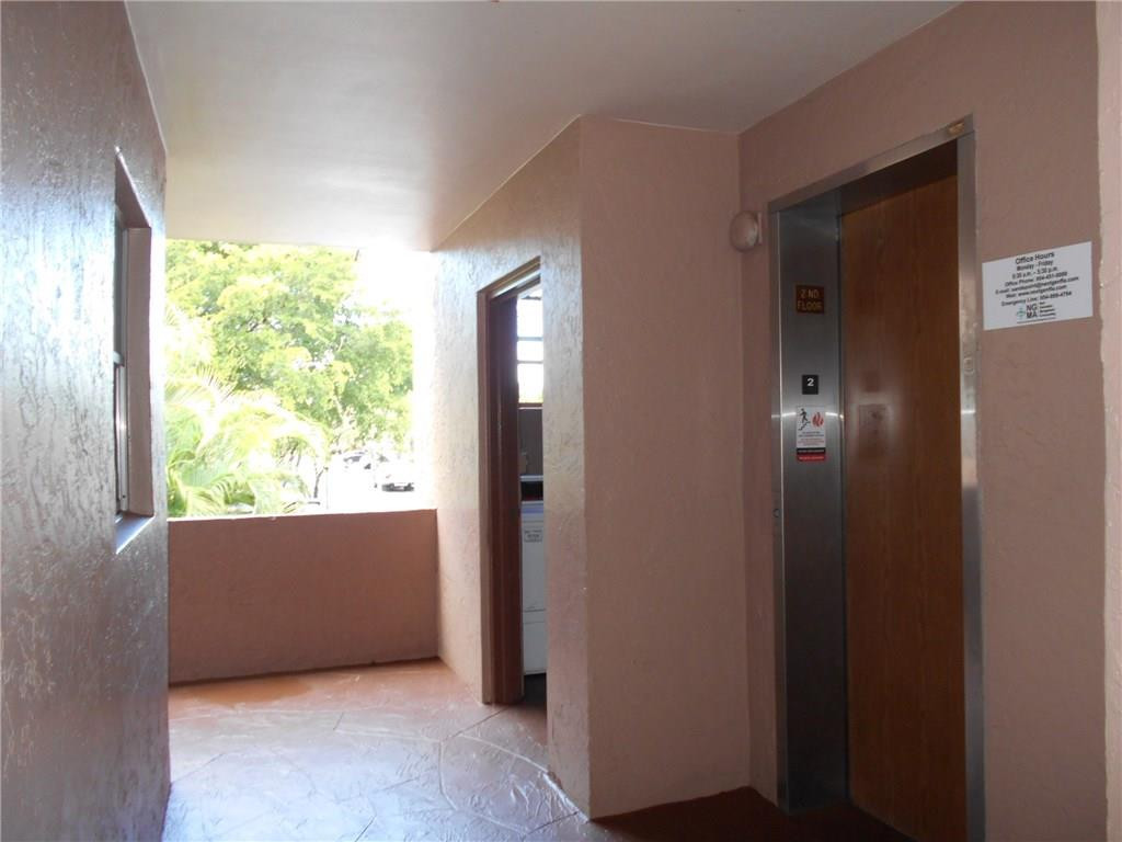 SANDS POINT - Residential