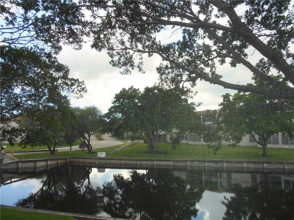 SANDS POINT - Residential