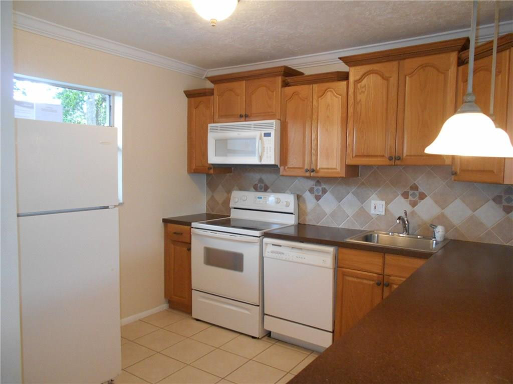 SANDS POINT - Residential