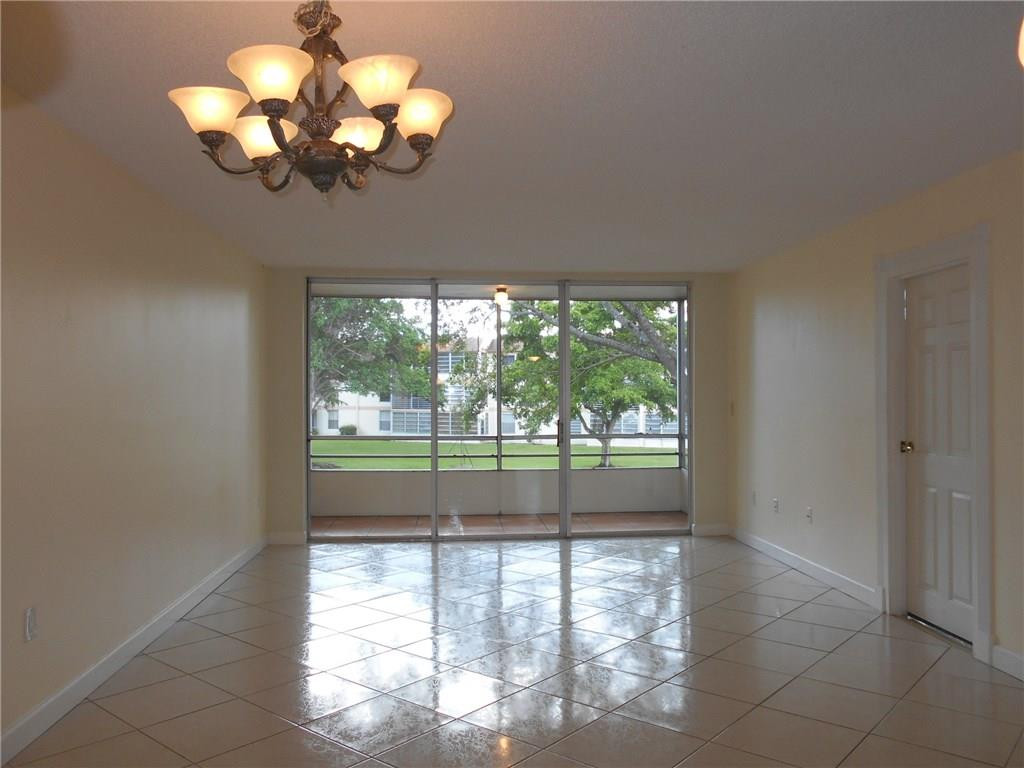 SANDS POINT - Residential