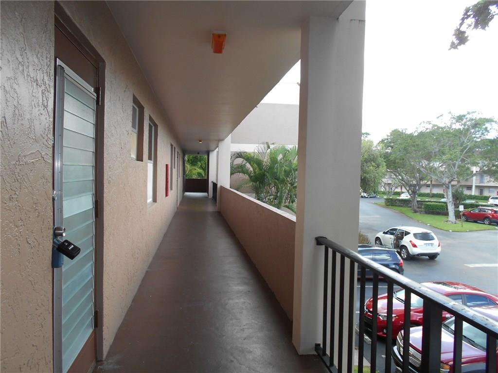 SANDS POINT - Residential