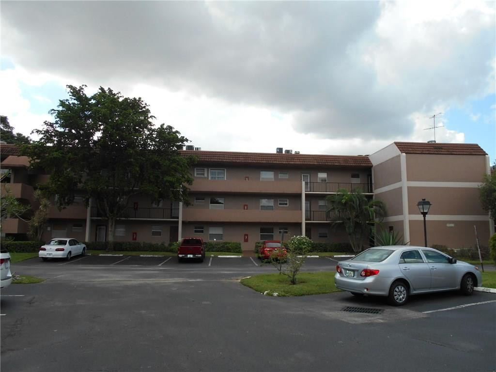 SANDS POINT - Residential