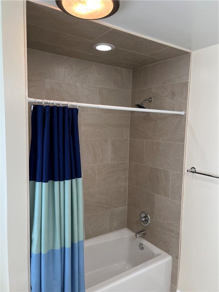 The Cove 5th Sec 39-5 B - Residential Lease