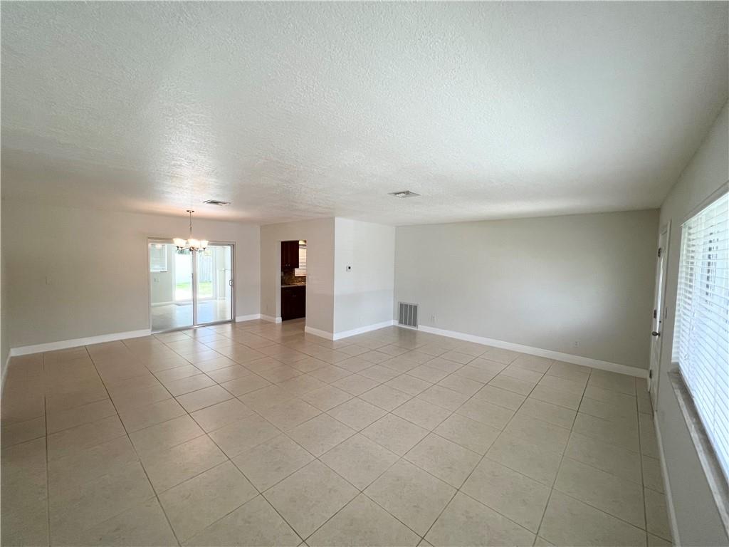 The Cove 5th Sec 39-5 B - Residential Lease