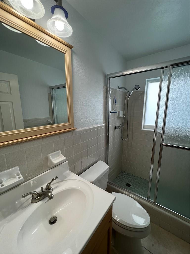 The Cove 5th Sec 39-5 B - Residential Lease