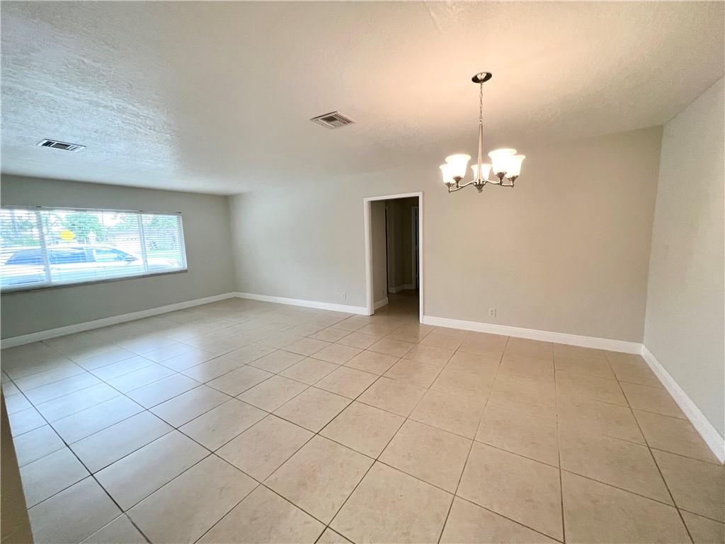 The Cove 5th Sec 39-5 B - Residential Lease
