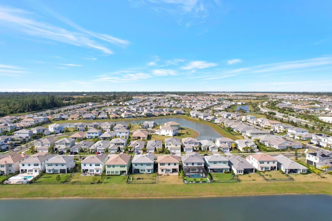 GROVES OF WESTLAKE - Residential