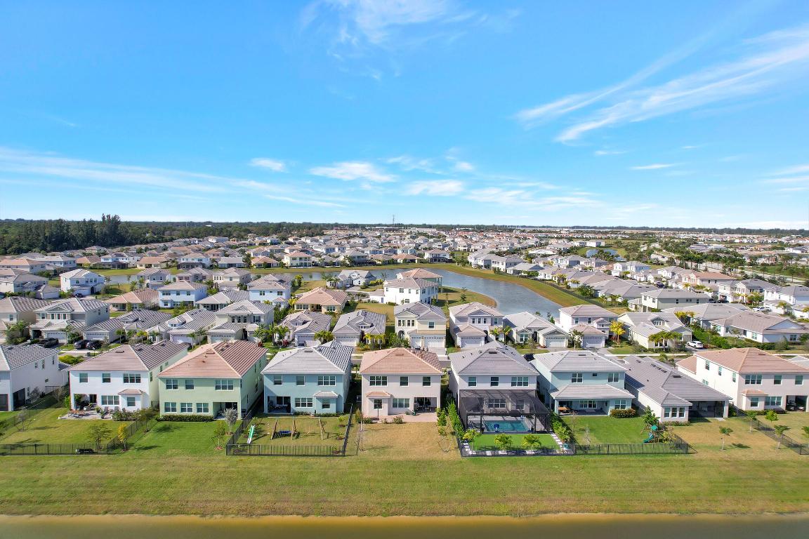 GROVES OF WESTLAKE - Residential