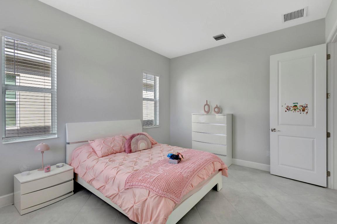 GROVES OF WESTLAKE - Residential