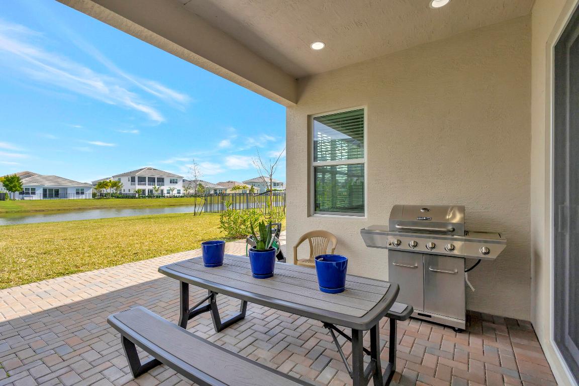 GROVES OF WESTLAKE - Residential