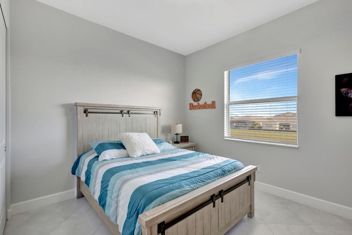 GROVES OF WESTLAKE - Residential